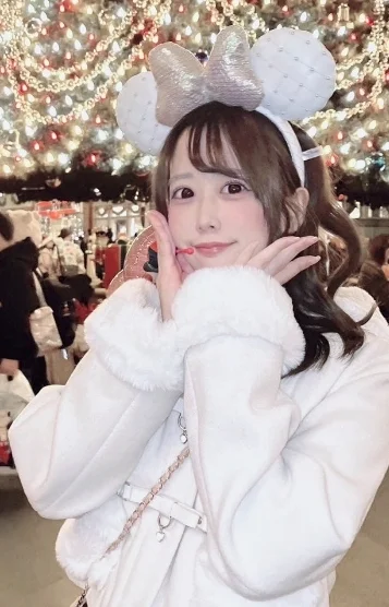 みみ(22)