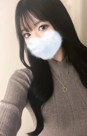 りり(22)
