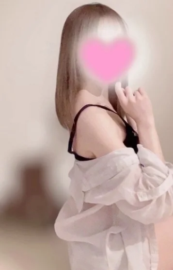 れいな(26)