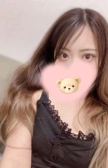 めい(26)