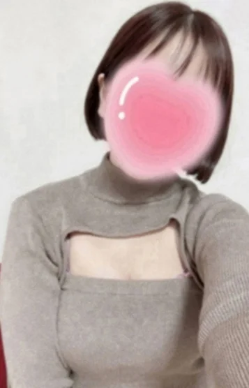 結城さな