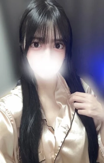 東雲なの(24)