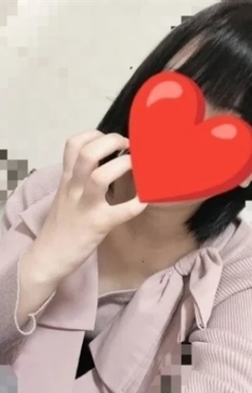 もえ(26)